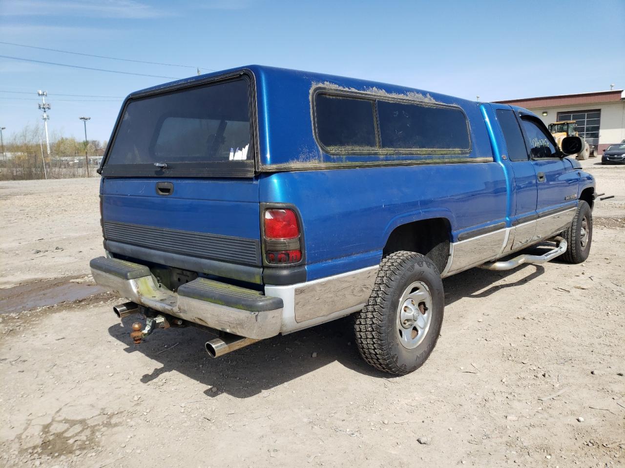 Photo 4 from auction – 1999 DODGE RAM 1500 with VIN 3B7HF13Z8XG110852
