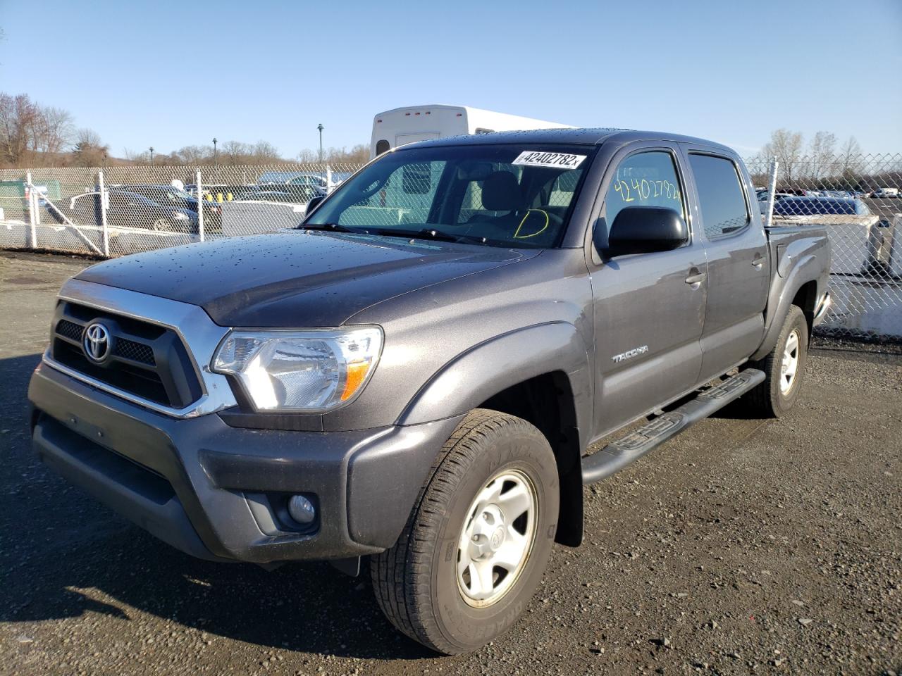 Photo 2 from auction – 2012 TOYOTA TACOMA DOU with VIN 3TMLU4EN6CM085960
