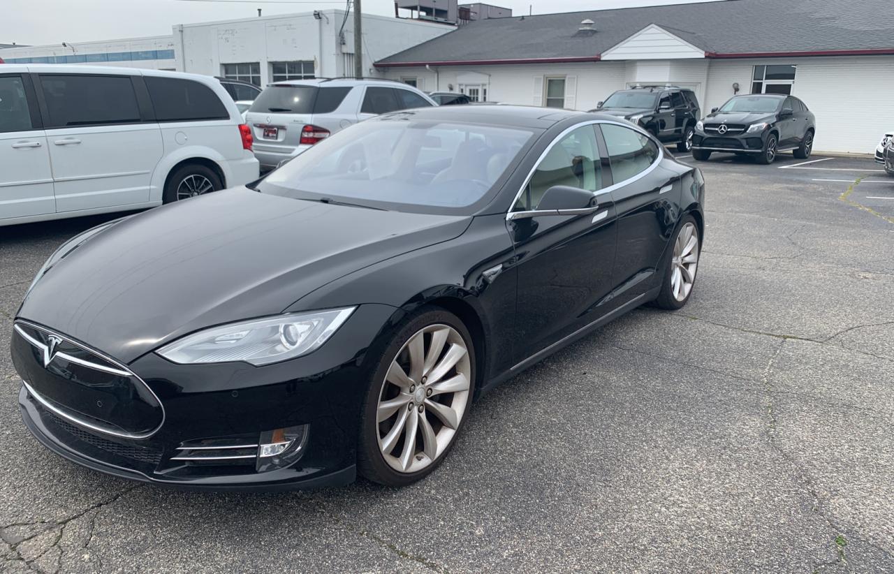 Photo 2 from auction – 2013 TESLA MODEL S with VIN 5YJSA1DP7DFP20812