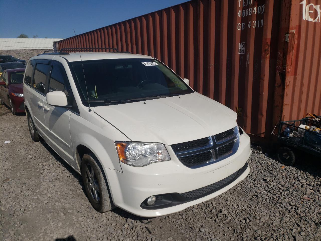 DODGE GRAND CARA 2011 with VIN 2D4RN5DG2BR661604 - Photo from auction