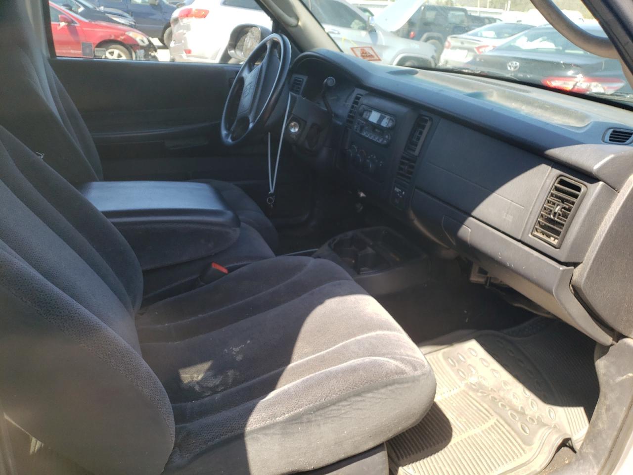Photo 5 from auction – 2001 DODGE DAKOTA with VIN 1B7GL22X41S158780