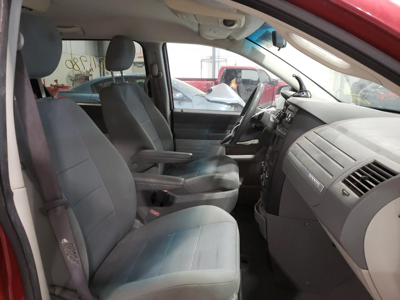 Photo 5 from auction – 2008 DODGE GRAND CARA with VIN 1D8HN44H88B156493