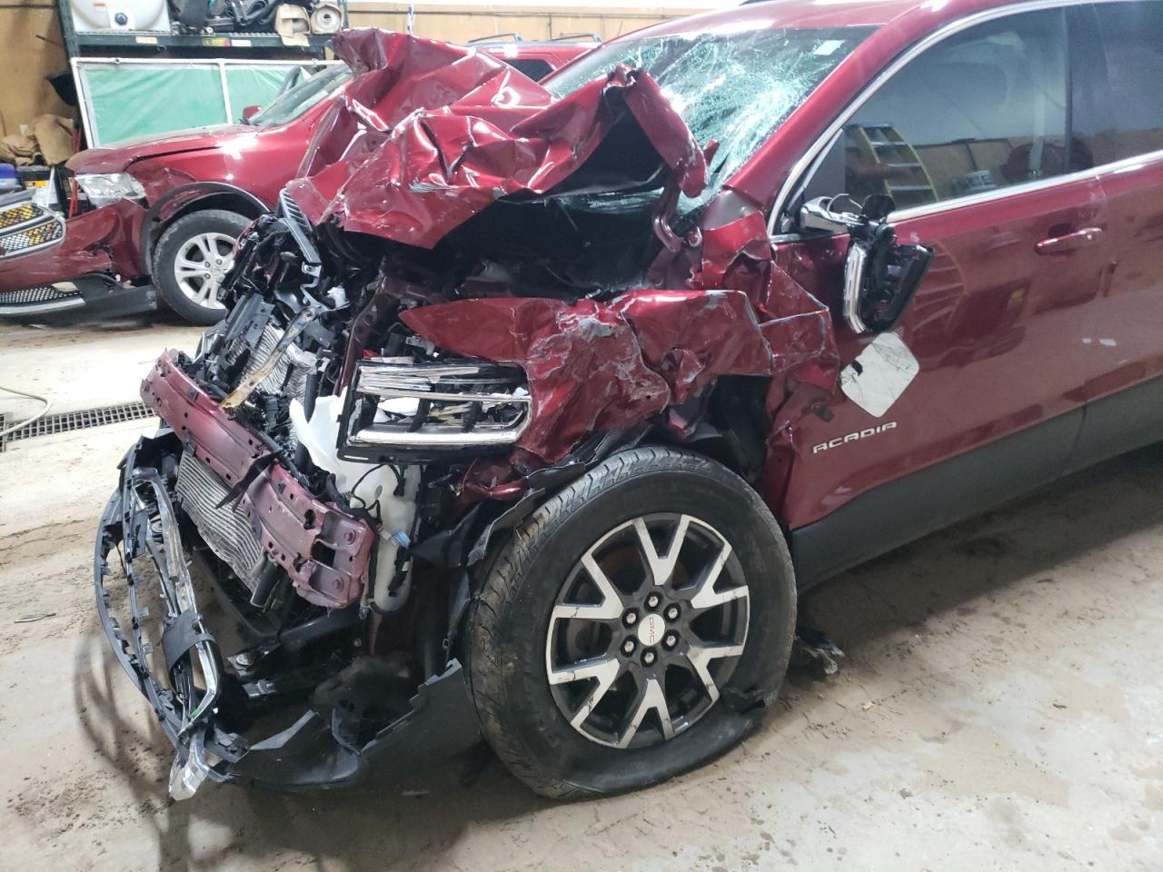 Photo 9 from auction – 2020 GMC ACADIA SLE with VIN 1GKKNRLS0LZ153087