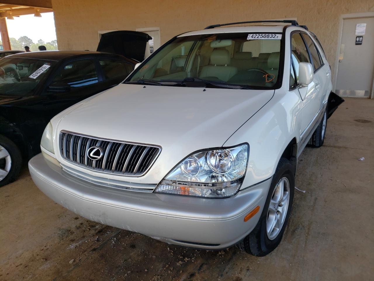 Photo 2 from auction – 2003 LEXUS RX 300 with VIN JTJHF10U930306321