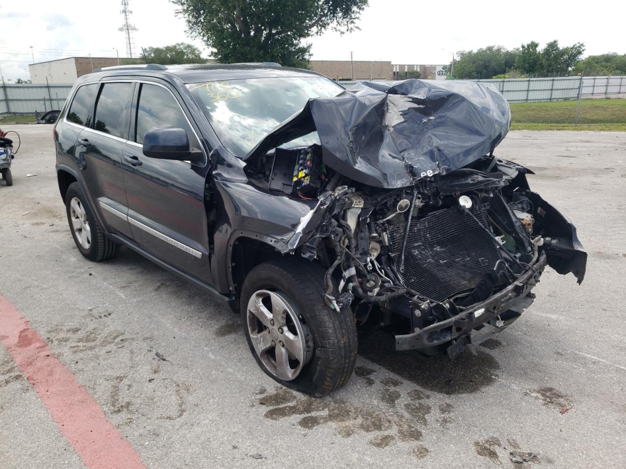 Photo 1 from auction – 2013 JEEP GRAND CHER with VIN 1C4RJFAG6DC639037