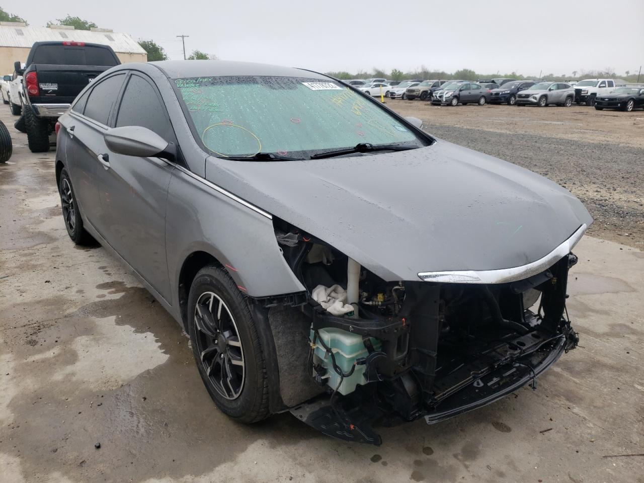 HYUNDAI SONATA GLS 2013 with VIN 5NPEB4AC5DH674704 - Photo from auction