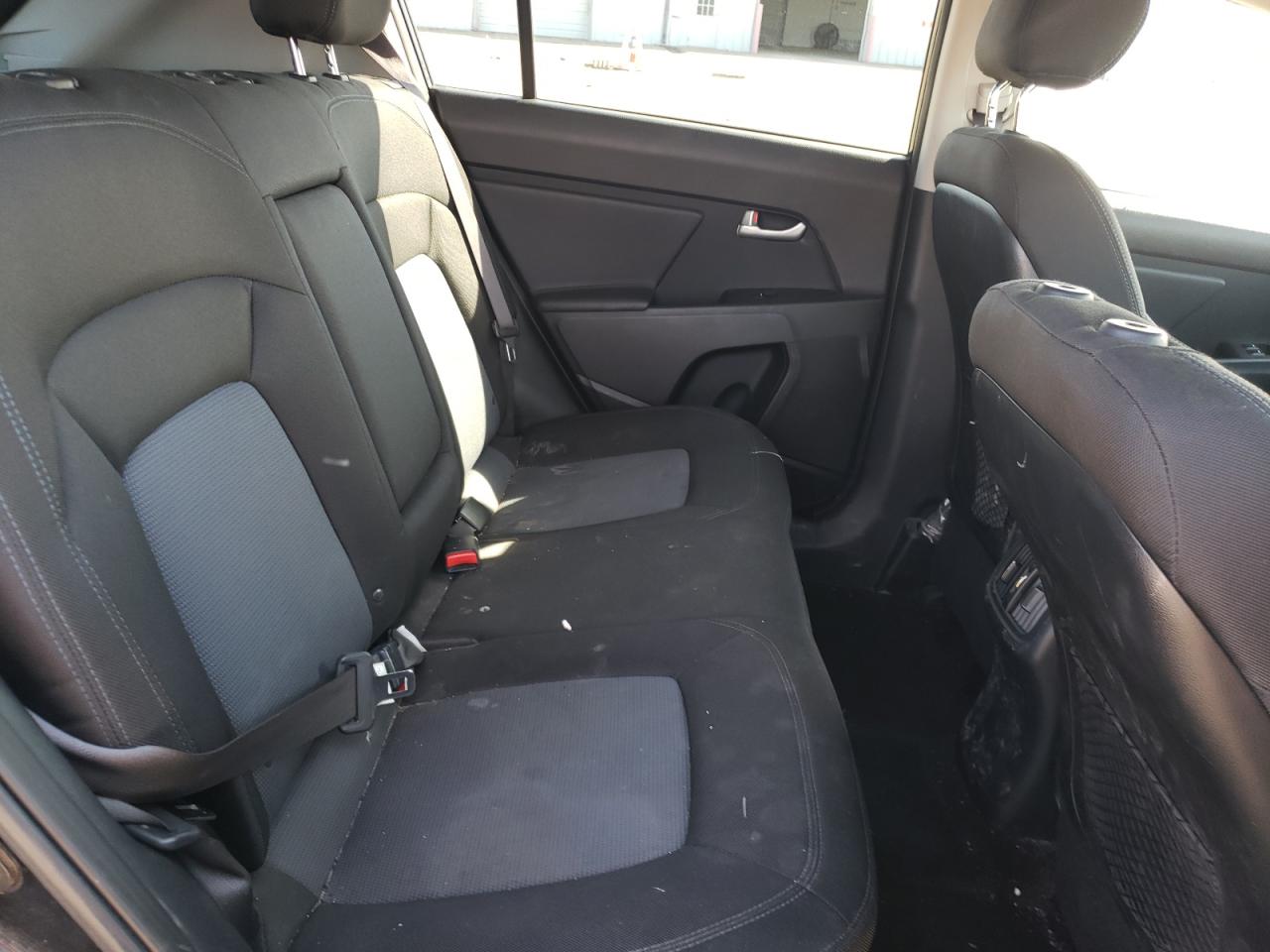 Photo 6 from auction – 2016 KIA SPORTAGE L with VIN KNDPBCAC6G7815212