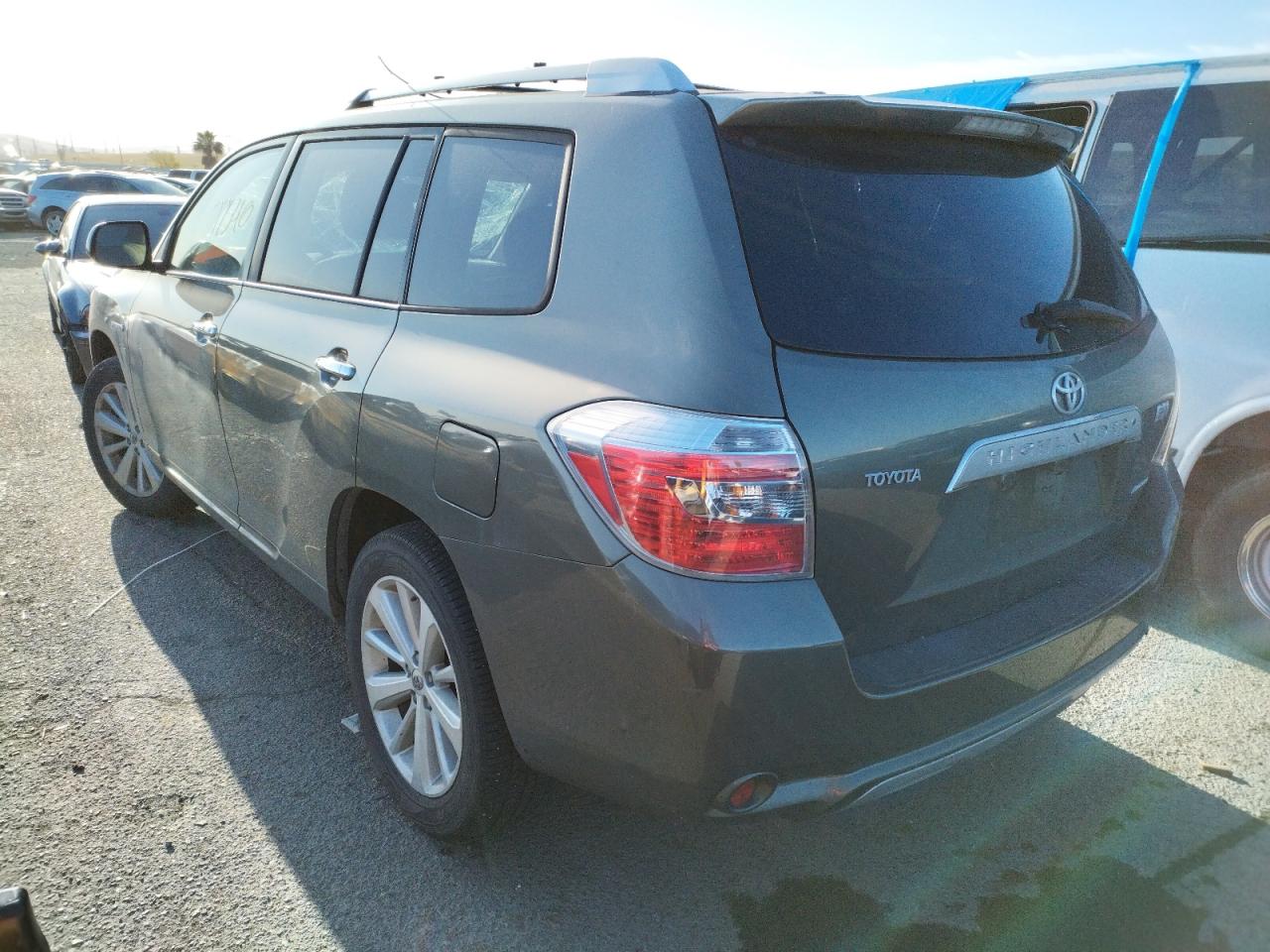 Photo 3 from auction – 2009 TOYOTA HIGHLANDER with VIN JTEEW44A092031244