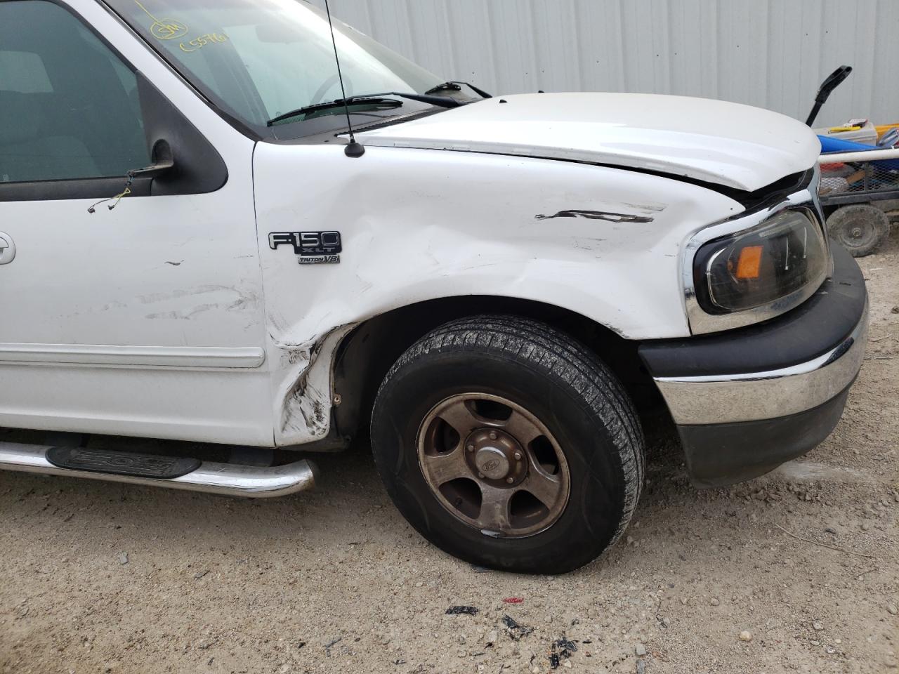 Photo 9 from auction – 2002 FORD F150 SUPER with VIN 1FTRW07L92KC55761