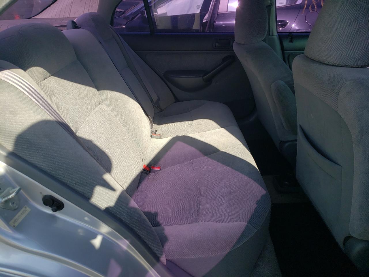 Photo 6 from auction – 2001 HONDA CIVIC EX with VIN 2HGES26721H558706