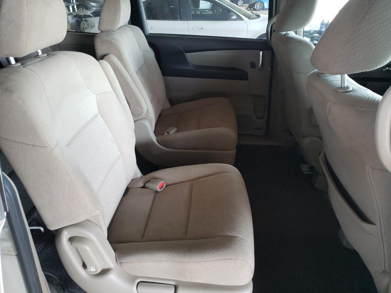 Photo 6 from auction – 2014 HONDA ODYSSEY LX with VIN 5FNRL5H21EB128015