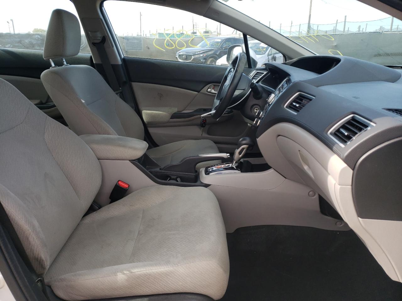Photo 5 from auction – 2013 HONDA CIVIC LX with VIN 19XFB2F59DE246769