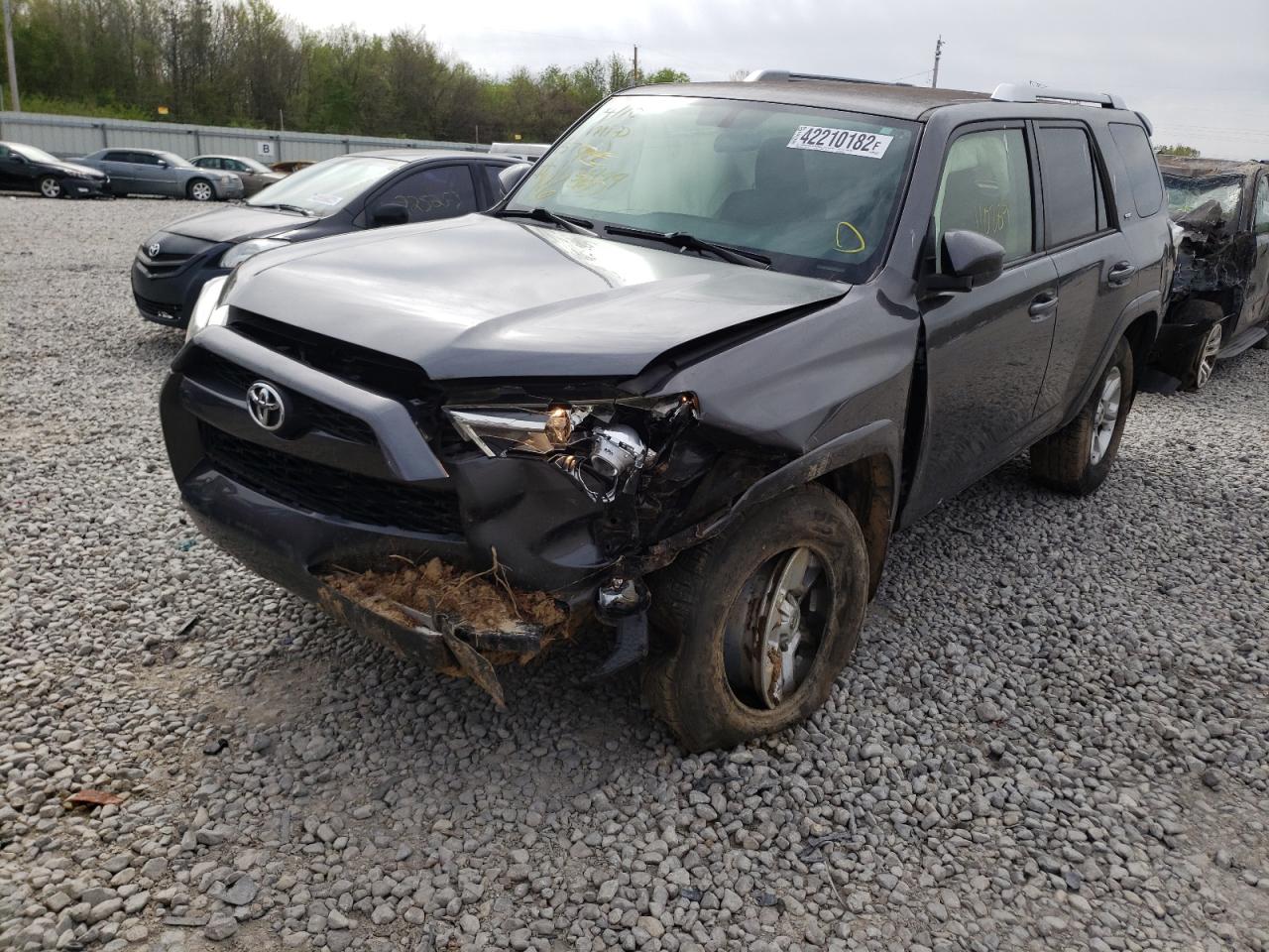 Photo 2 from auction – 2015 TOYOTA 4RUNNER SR with VIN JTEZU5JR5F5103444