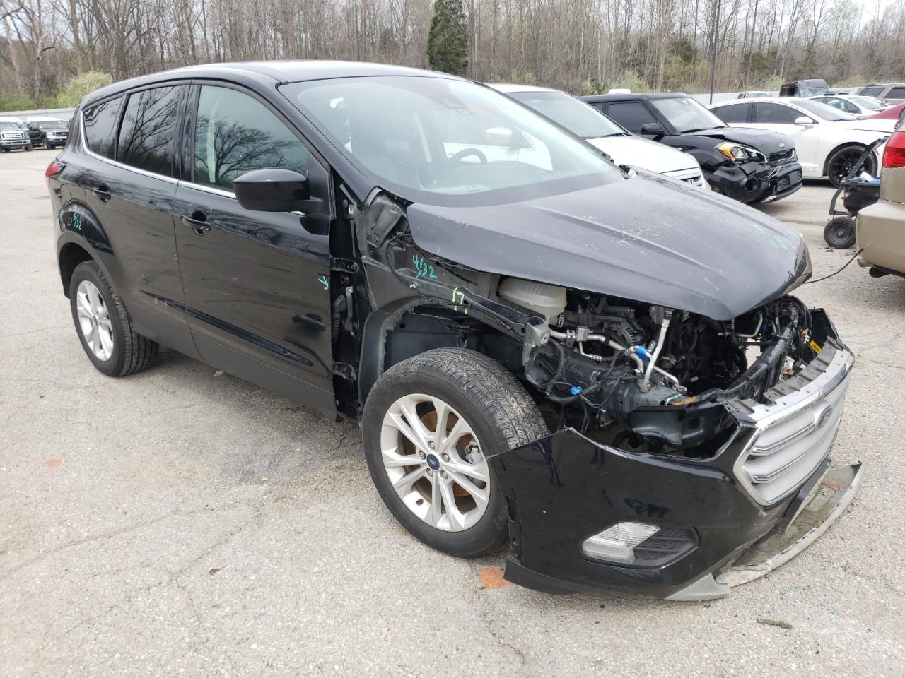FORD ESCAPE SE 2019 with VIN 1FMCU0GD3KUB25849 - Photo from auction