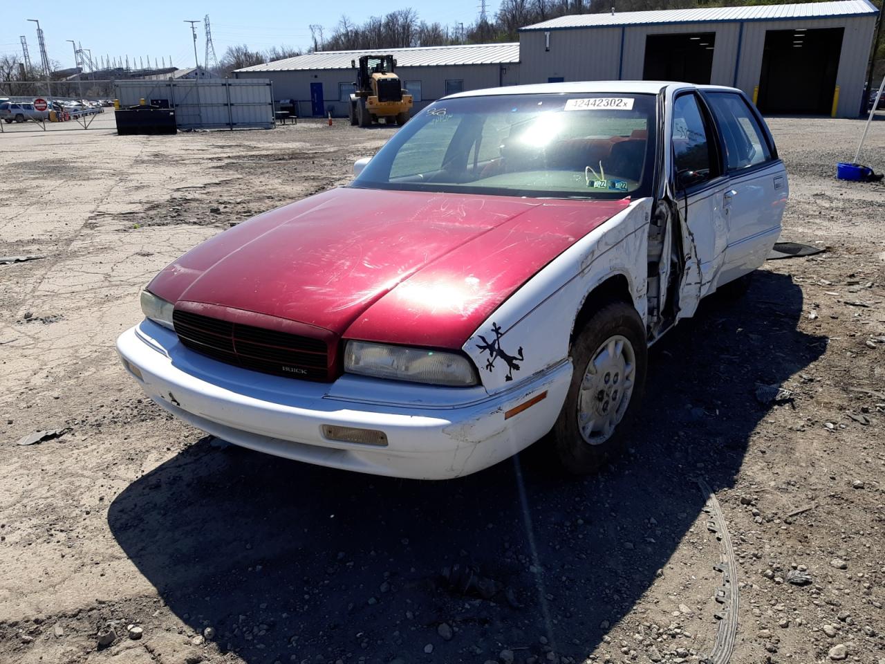 Zdjęcie 2 z aukcji – 1996 BUICK REGAL CUST z VIN 2G4WB52M9T1490945