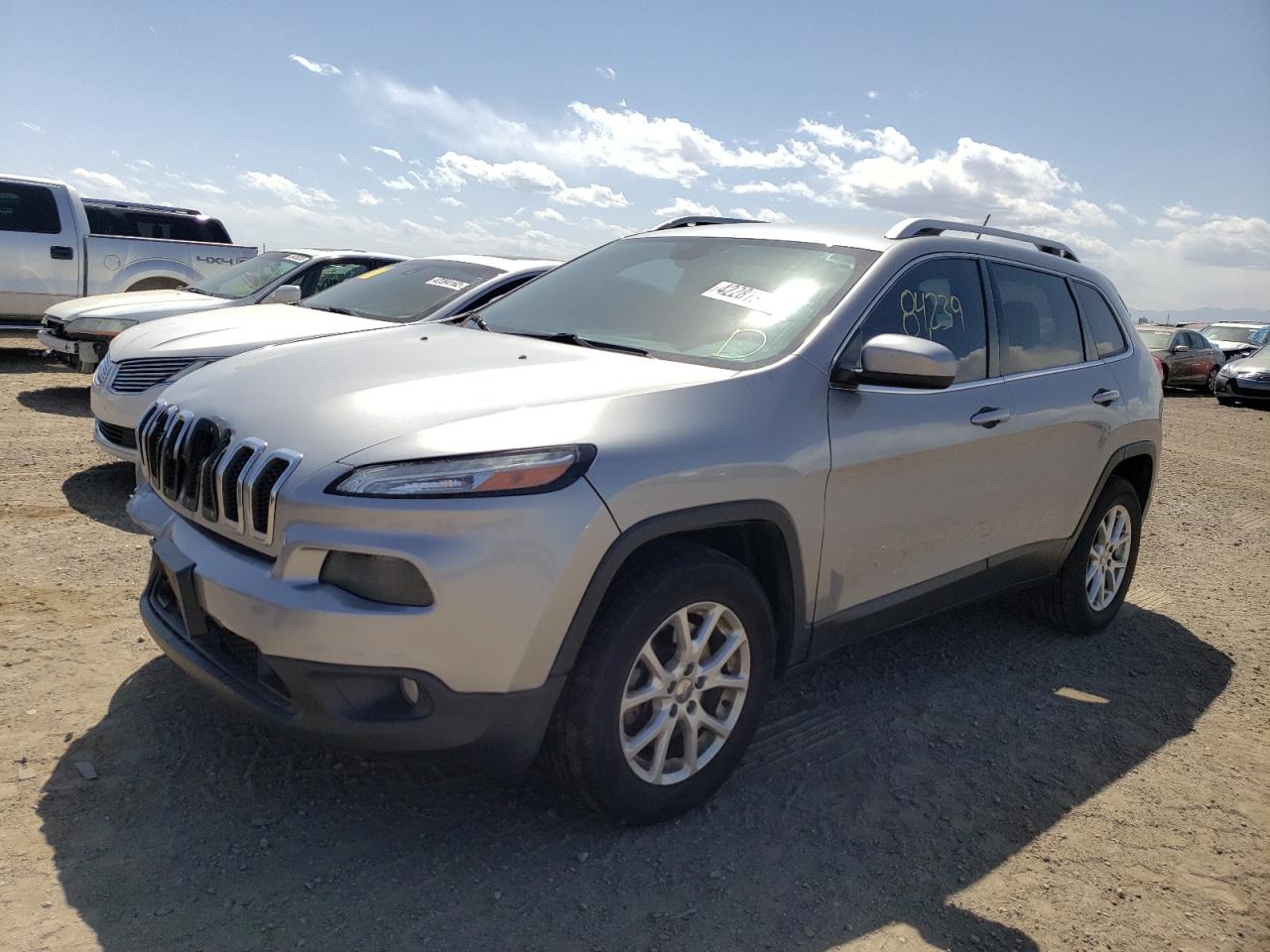 Photo 2 from auction – 2015 JEEP CHEROKEE L with VIN 1C4PJMCB1FW679329