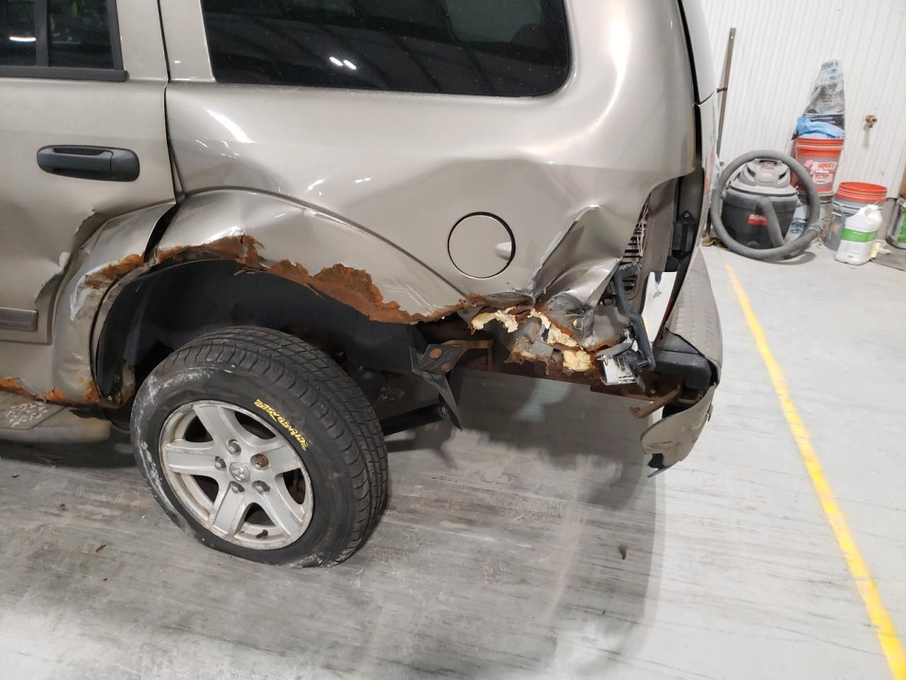 Photo 9 from auction – 2005 DODGE DURANGO SL with VIN 1D8HB48D65F563443