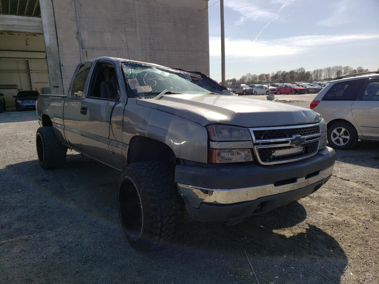 Foto 1 de la subasta – 2007 CHEVROLET SILVERADO con VIN 1GCHK29D27E136058