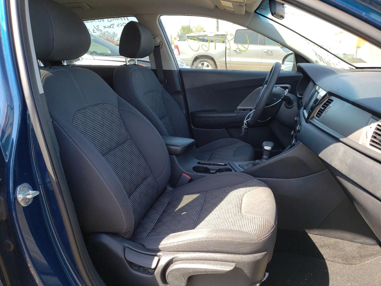 Photo 5 from auction – 2019 KIA NIRO FE with VIN KNDCB3LC1K5262209