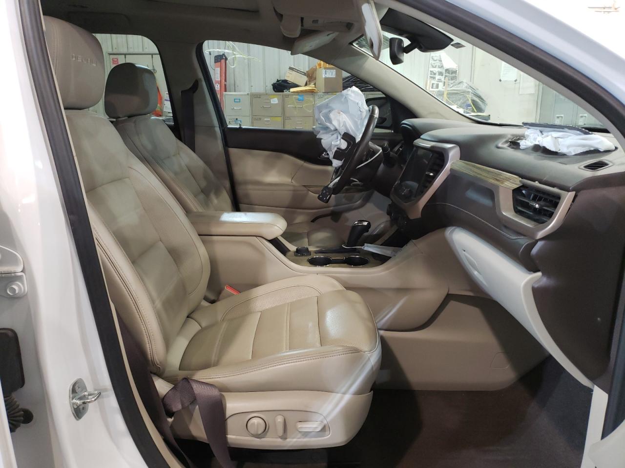 Photo 5 from auction – 2018 GMC ACADIA DEN with VIN 1GKKNPLS4JZ239858