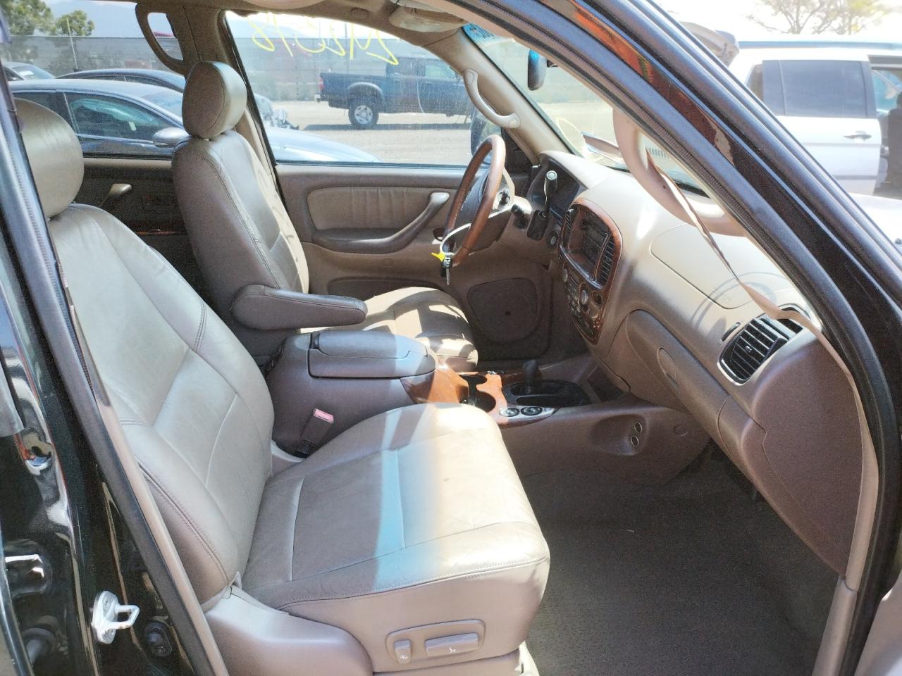 Photo 5 from auction – 2003 TOYOTA SEQUOIA LI with VIN 5TDBT48A03S172549