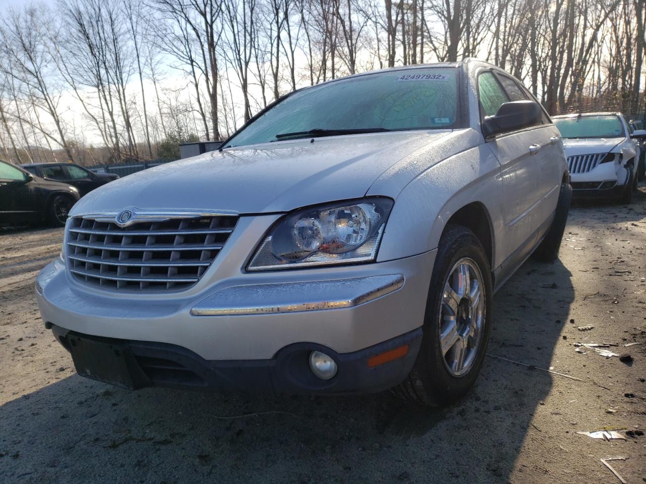 Photo 2 from auction – 2004 CHRYSLER PACIFICA with VIN 2C8GF68484R183228