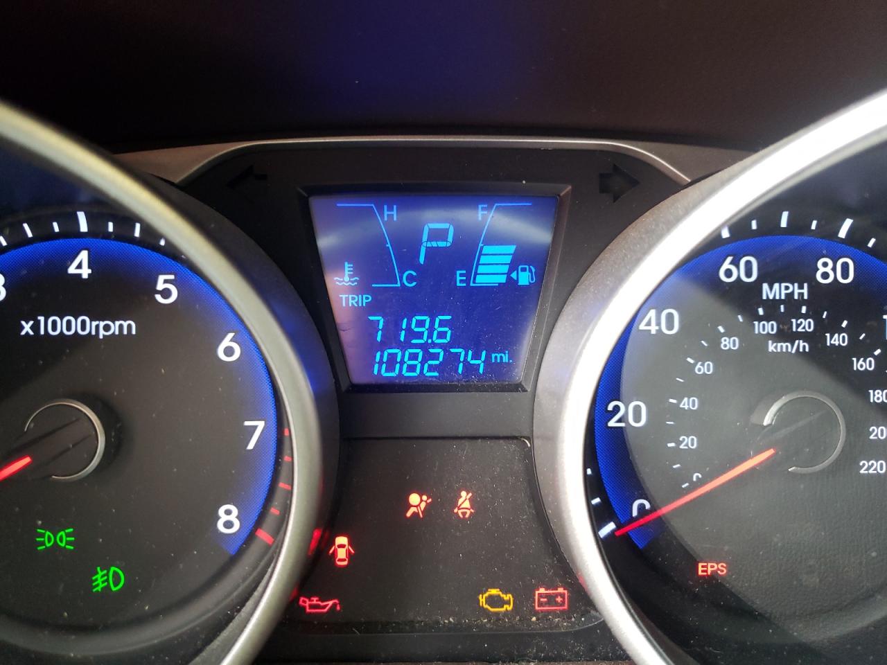 Photo 8 from auction – 2012 HYUNDAI TUCSON GLS with VIN KM8JUCAC3CU543113