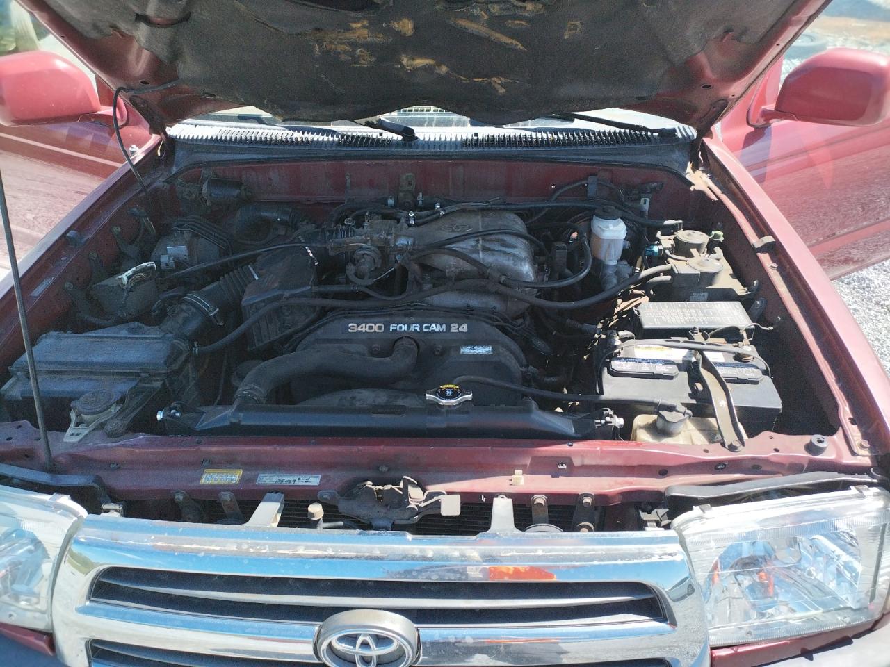 Photo 7 from auction – 2000 TOYOTA 4RUNNER SR with VIN JT3GN86R5Y0168382