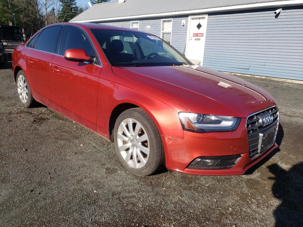 AUDI A4 PREMIUM 2013 with VIN WAUBFAFL7DN027197 - Photo from auction