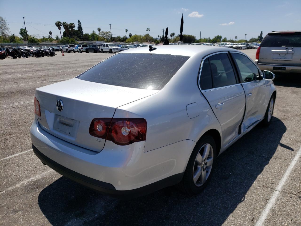 Photo 4 from auction – 2008 VOLKSWAGEN JETTA SE with VIN 3VWRM71K78M162217