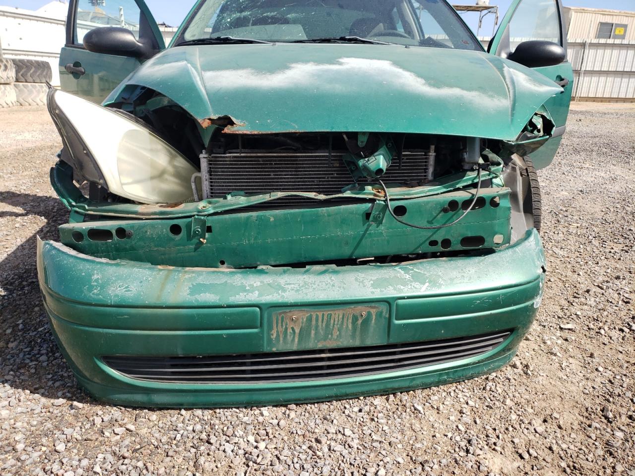Photo 7 from auction – 2002 FORD FOCUS LX with VIN 1FAFP33P02W344000