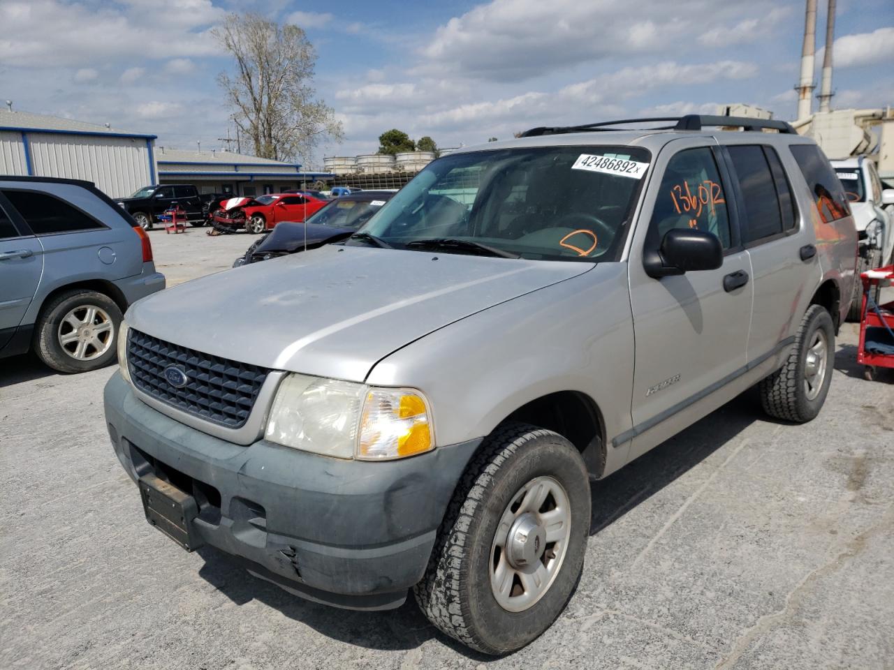 Photo 2 from auction – 2005 FORD EXPLORER X with VIN 1FMZU62E35ZA32172