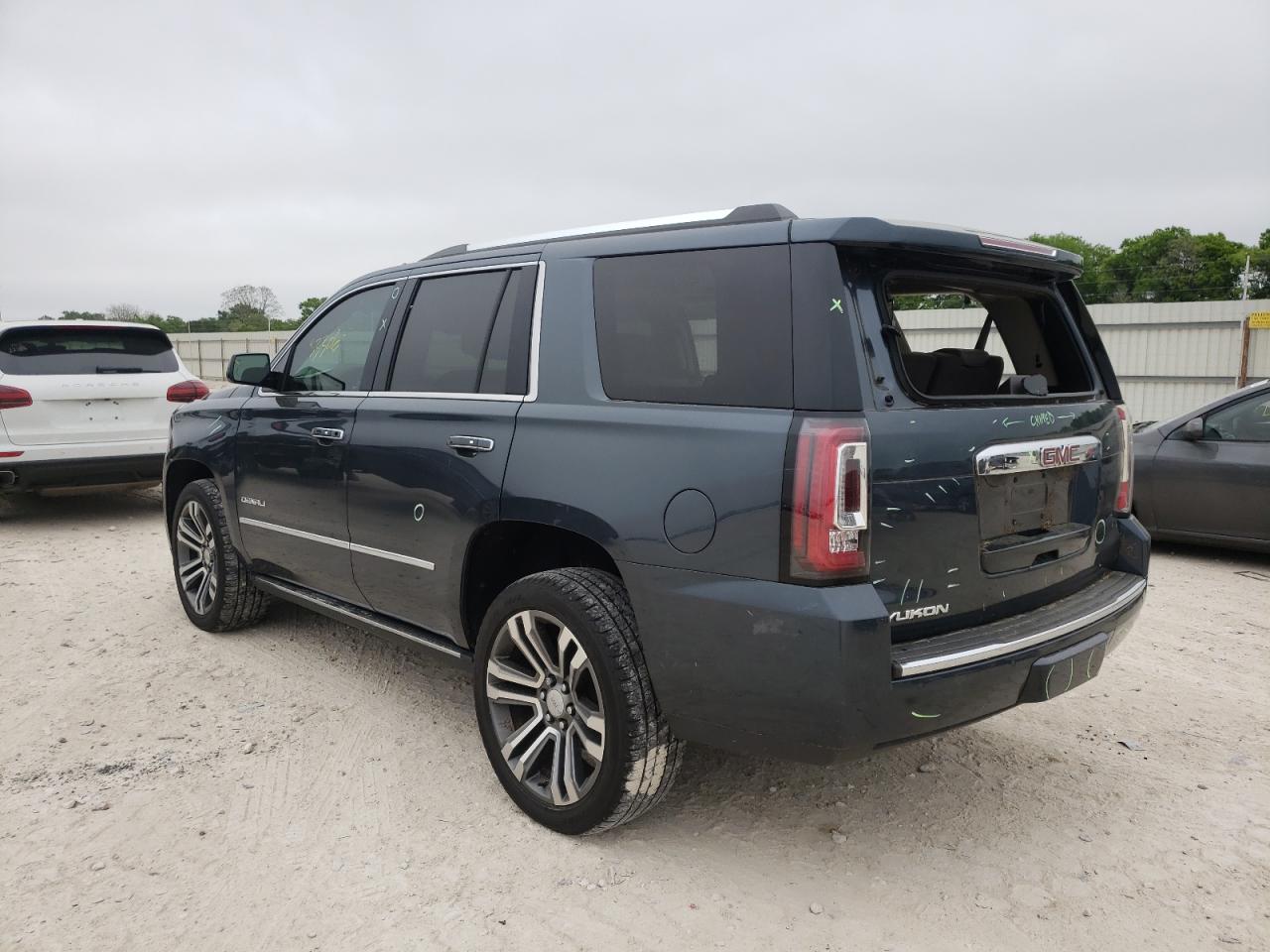 Photo 3 from auction – 2019 GMC YUKON DENA with VIN 1GKS2CKJ4KR384880