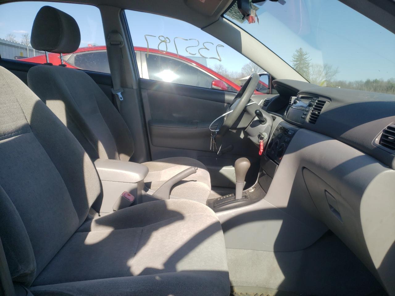 Photo 5 from auction – 2004 TOYOTA COROLLA CE with VIN 1NXBR32E34Z194865