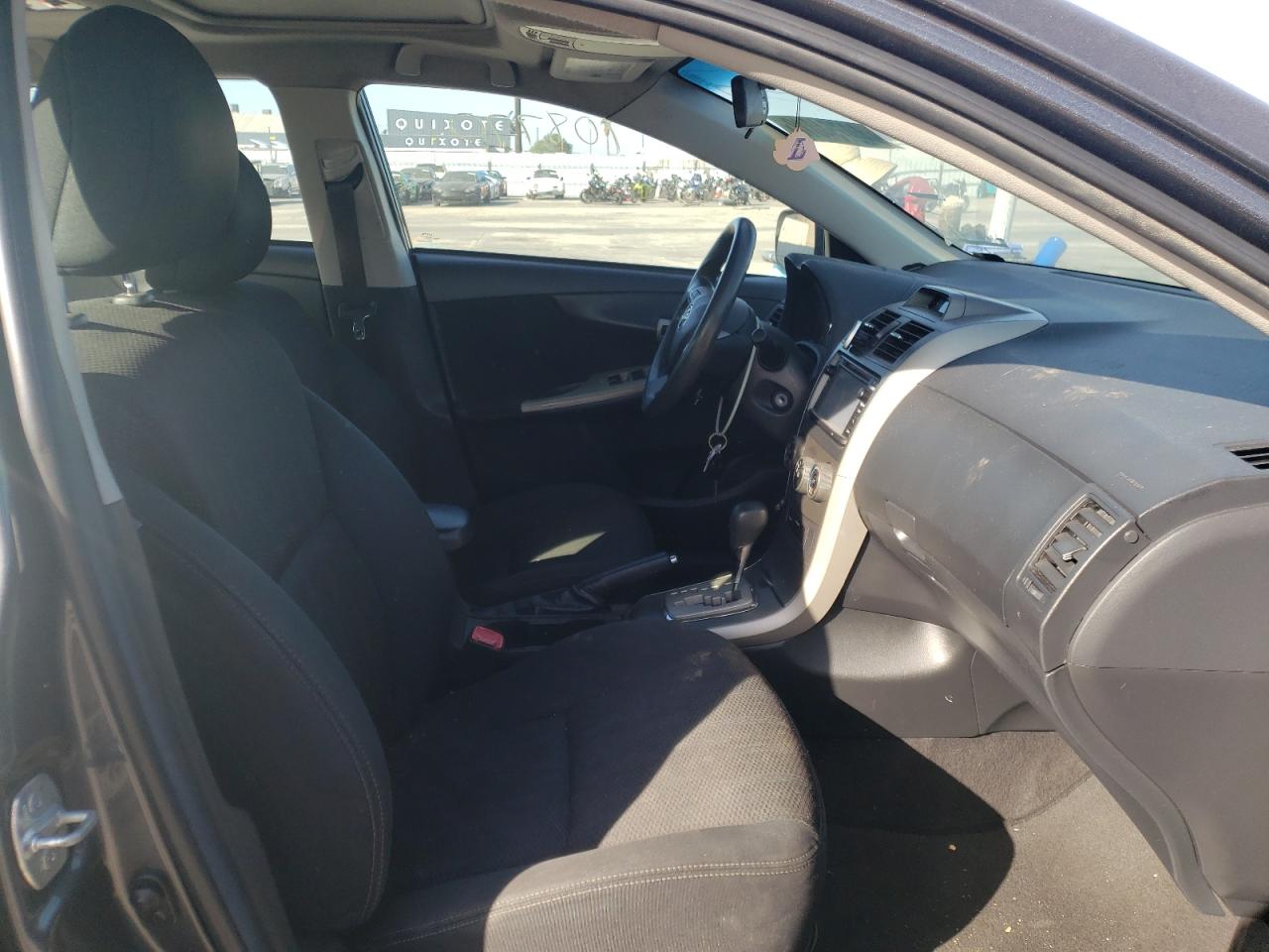 Photo 5 from auction – 2012 TOYOTA COROLLA BA with VIN 2T1BU4EE8CC847545