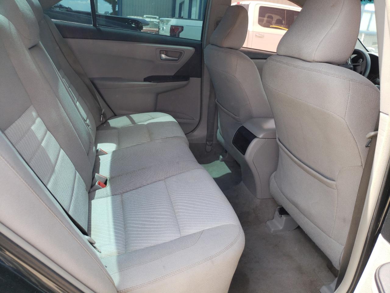 Photo 6 from auction – 2015 TOYOTA CAMRY LE with VIN 4T1BF1FK3FU031388