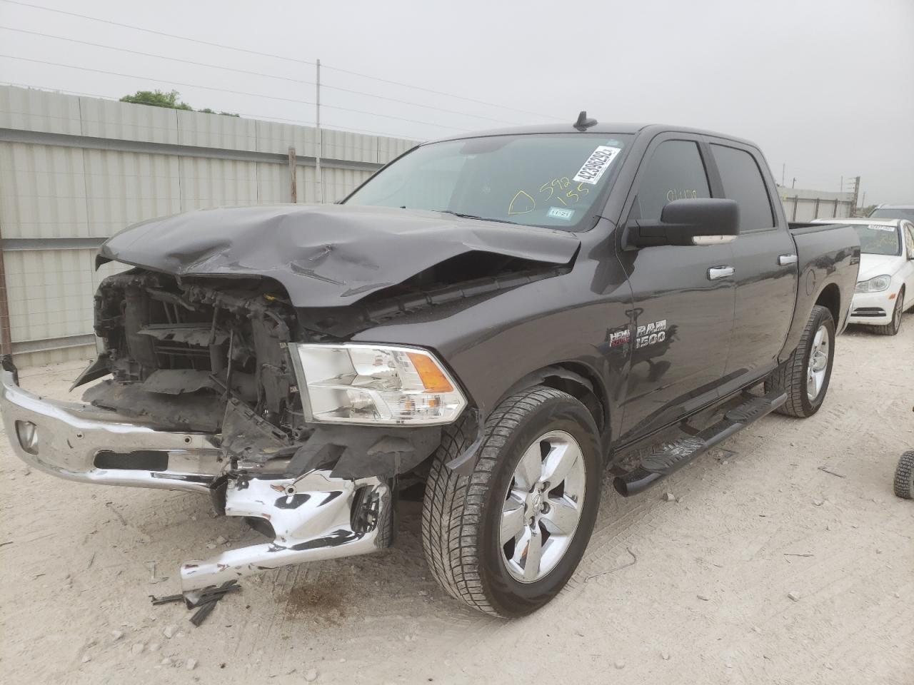Zdjęcie 2 z aukcji – 2017 RAM 1500 SLT z VIN 3C6RR6LTXHG592155