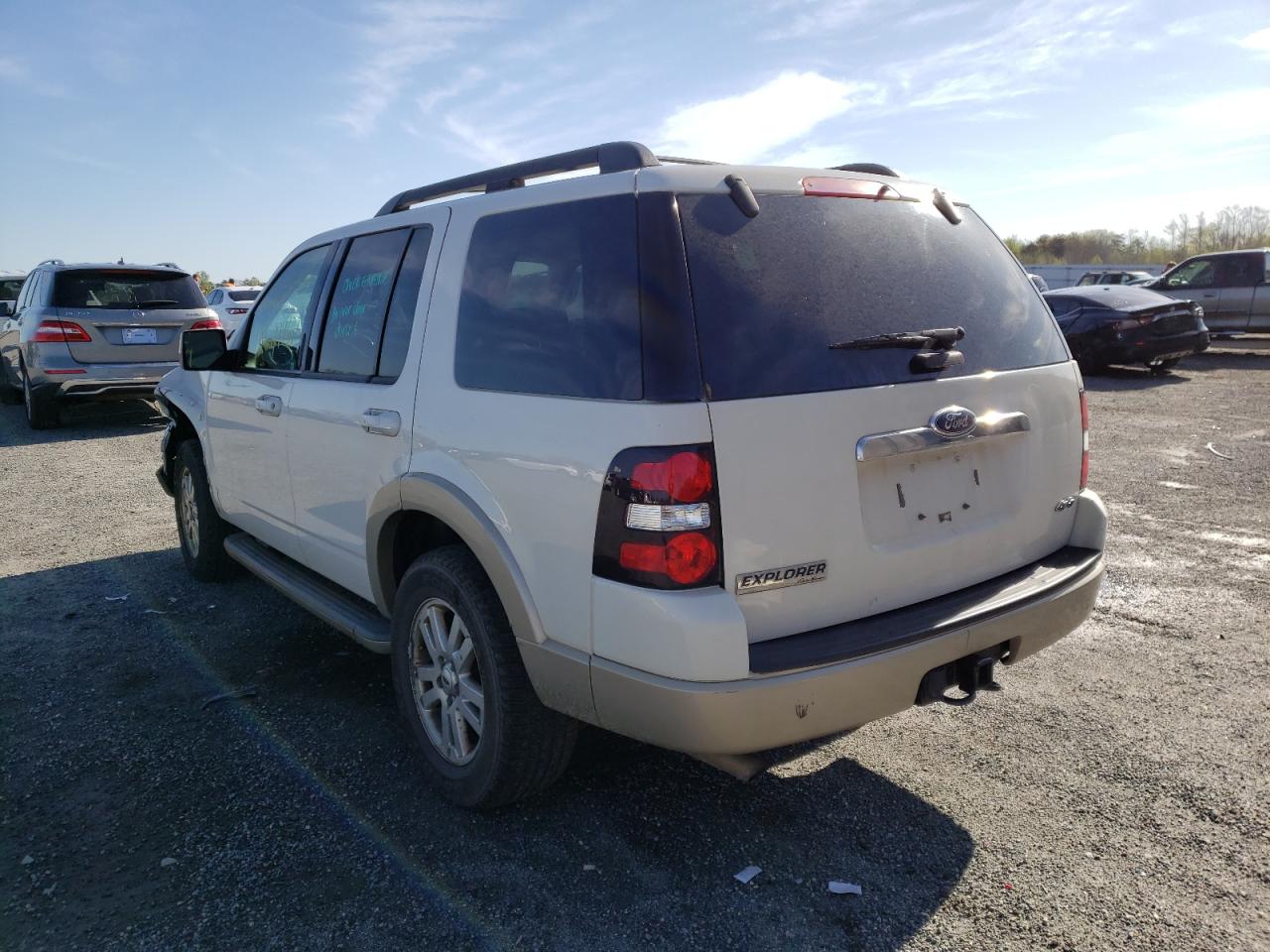 Photo 3 from auction – 2010 FORD EXPLORER E with VIN 1FMEU7EE1AUA93995