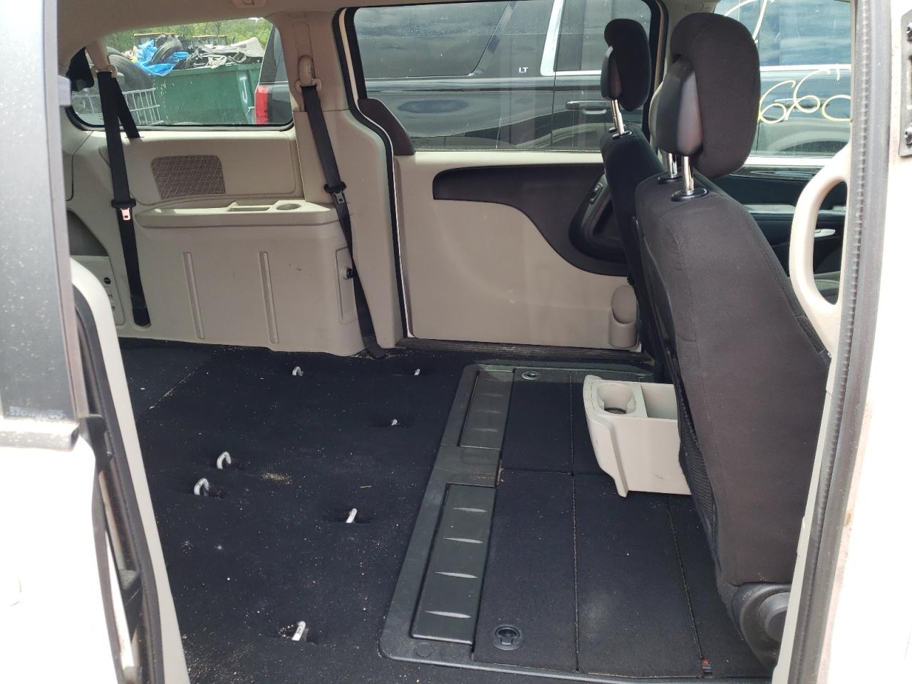 Photo 6 from auction – 2012 DODGE GRAND CARA with VIN 2C4RDGCG1CR358795