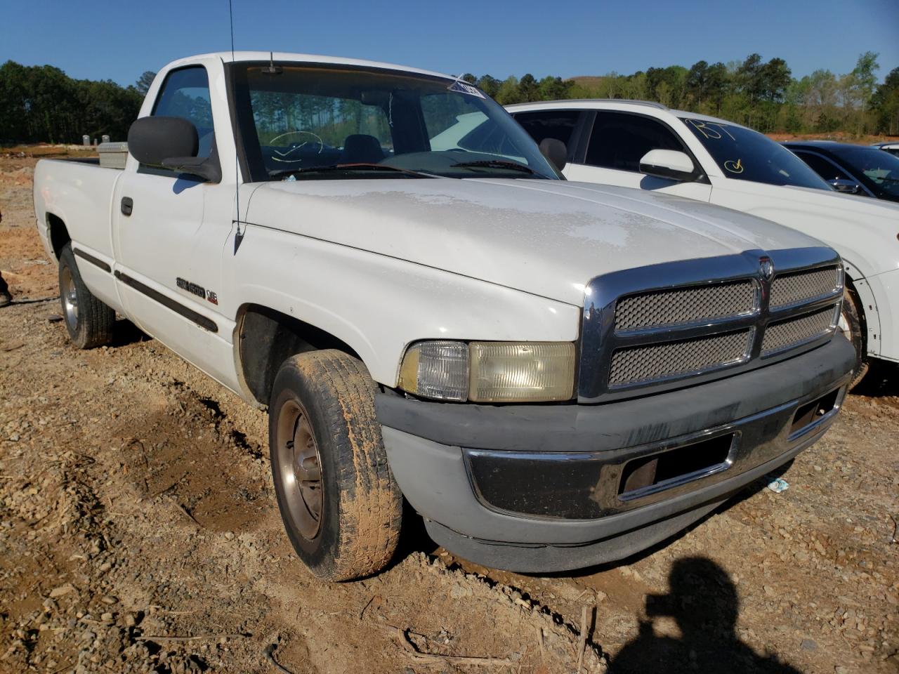 DODGE RAM 1500 1999 with VIN 1B7HC16Y3XS242051 - Photo from auction