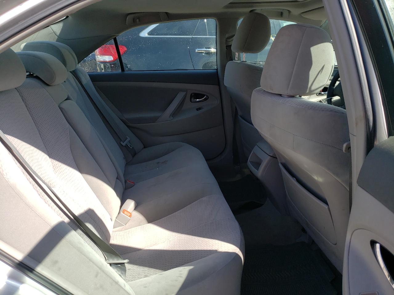 Photo 6 from auction – 2010 TOYOTA CAMRY BASE with VIN 4T4BF3EK0AR077949