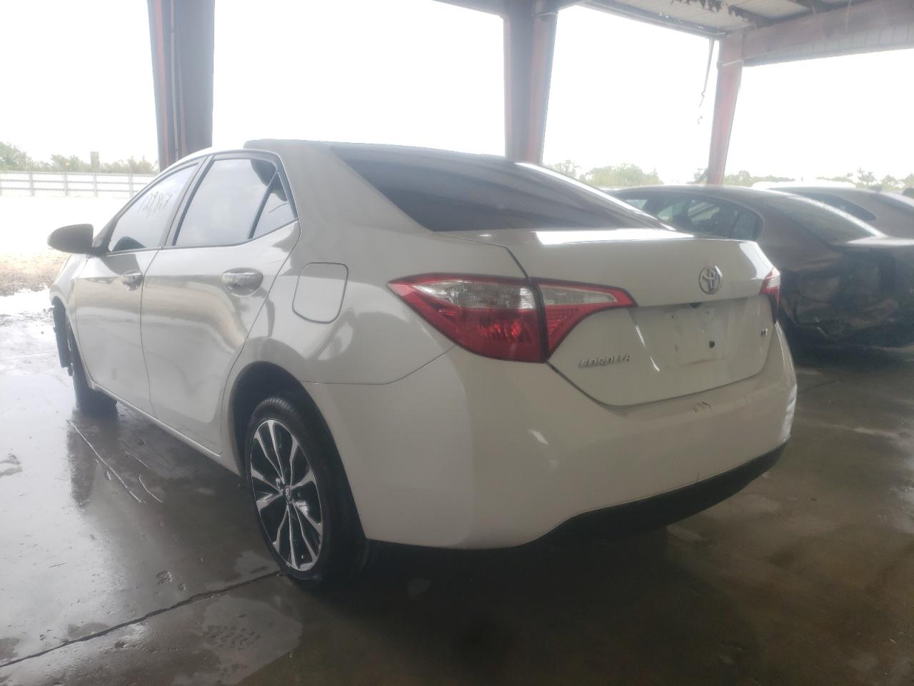 Photo 3 from auction – 2015 TOYOTA COROLLA L with VIN 5YFBURHE1FP280267