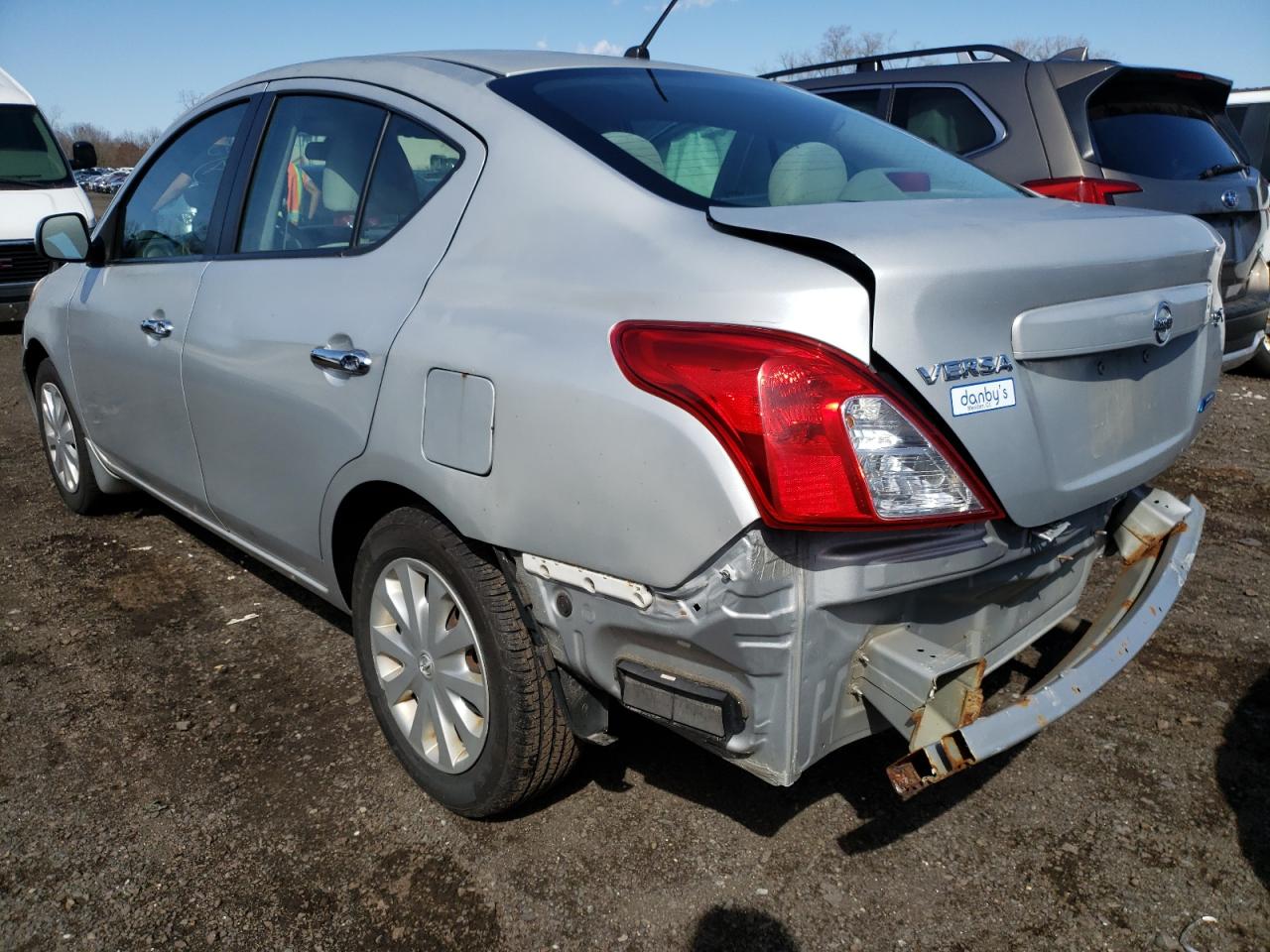 Photo 3 from auction – 2012 NISSAN VERSA S with VIN 3N1CN7AP8CL869345