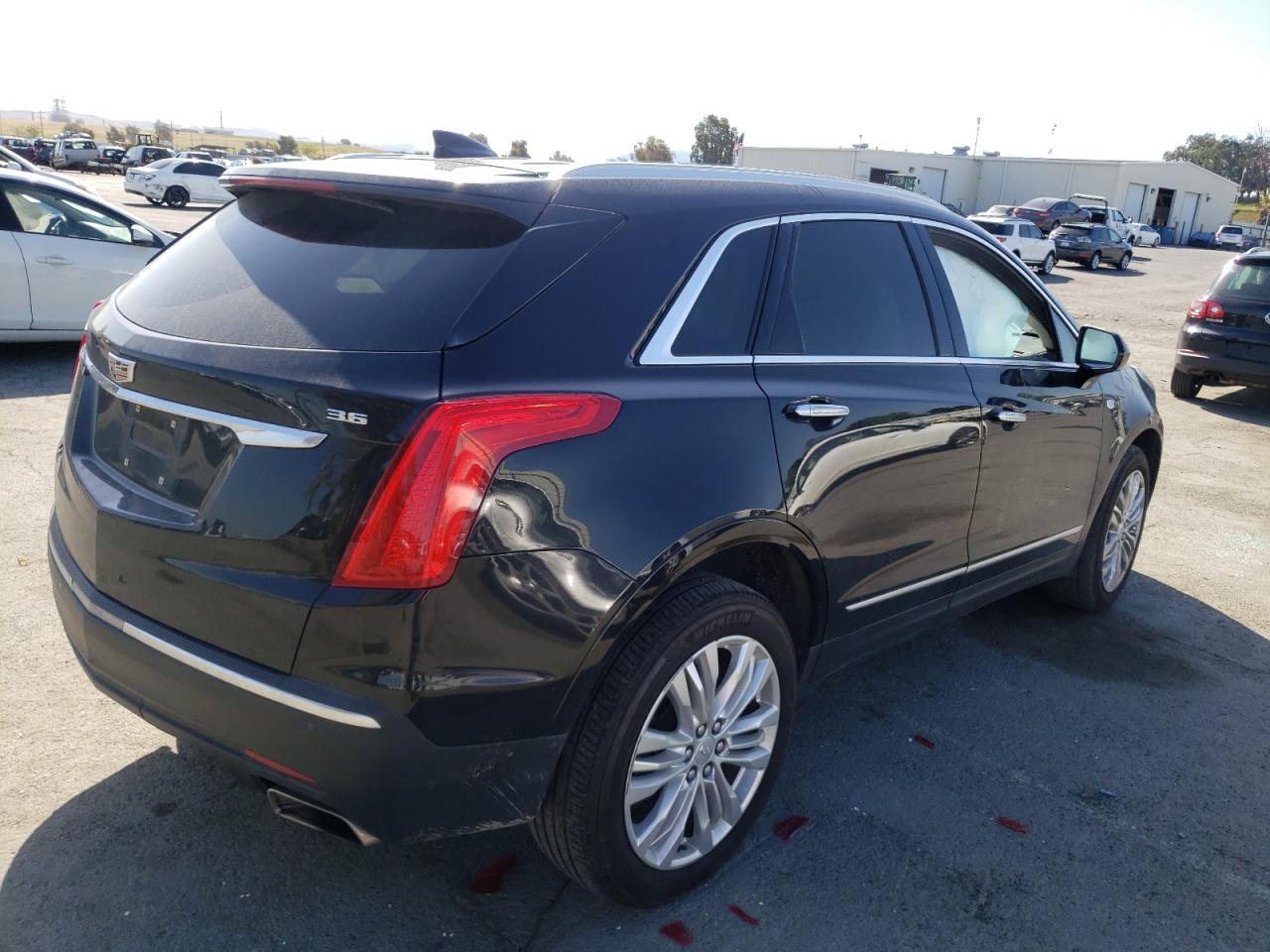 Photo 4 from auction – 2018 CADILLAC XT5 PREMIU with VIN 1GYKNERS3JZ229811
