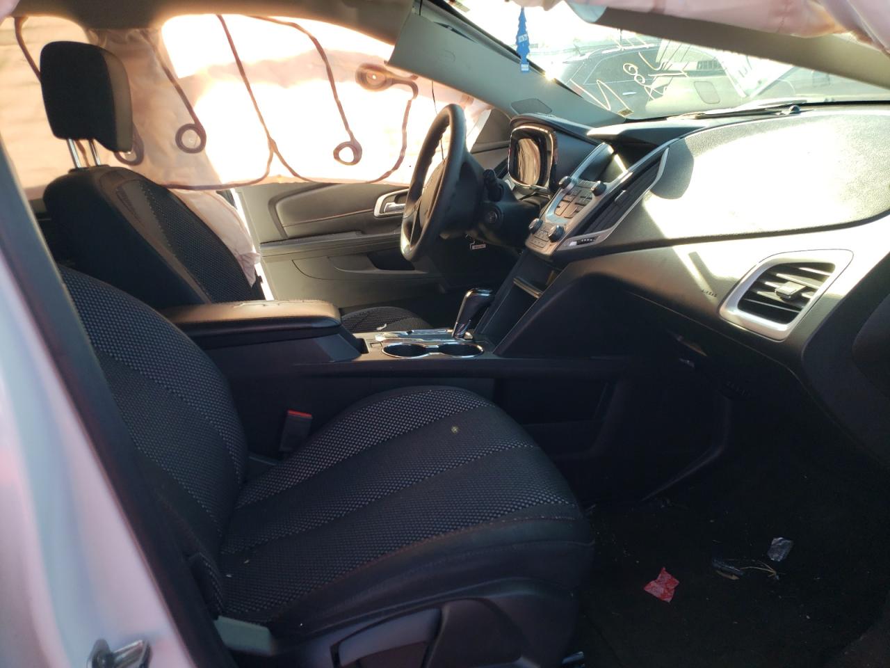 Photo 5 from auction – 2017 GMC TERRAIN SL with VIN 2GKALMEKXH6172430