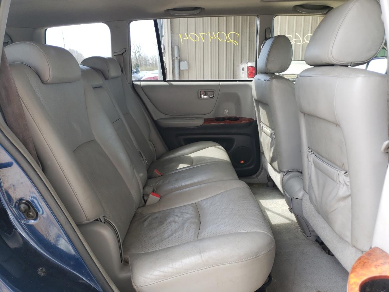 Photo 6 from auction – 2005 TOYOTA HIGHLANDER with VIN JTEEP21A950092684
