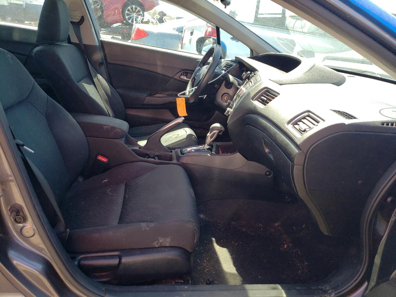 Photo 5 from auction – 2015 HONDA CIVIC LX with VIN 19XFB2F52FE707393