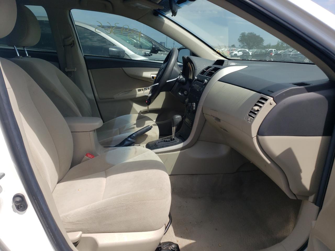 Photo 5 from auction – 2013 TOYOTA COROLLA BA with VIN 2T1BU4EEXDC996573