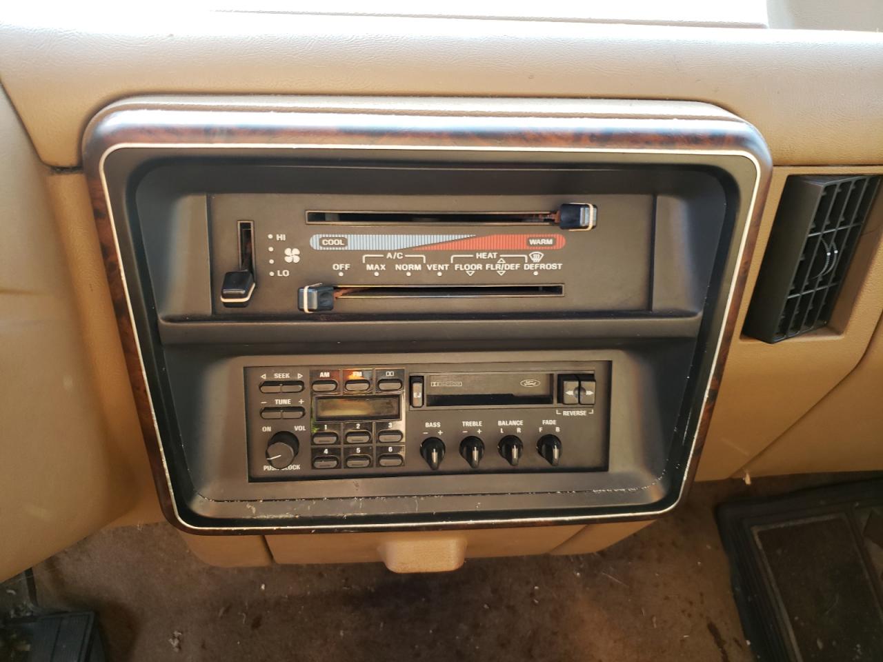 Photo 9 from auction – 1991 FORD BRONCO U10 with VIN 1FMEU15N2MLA37345