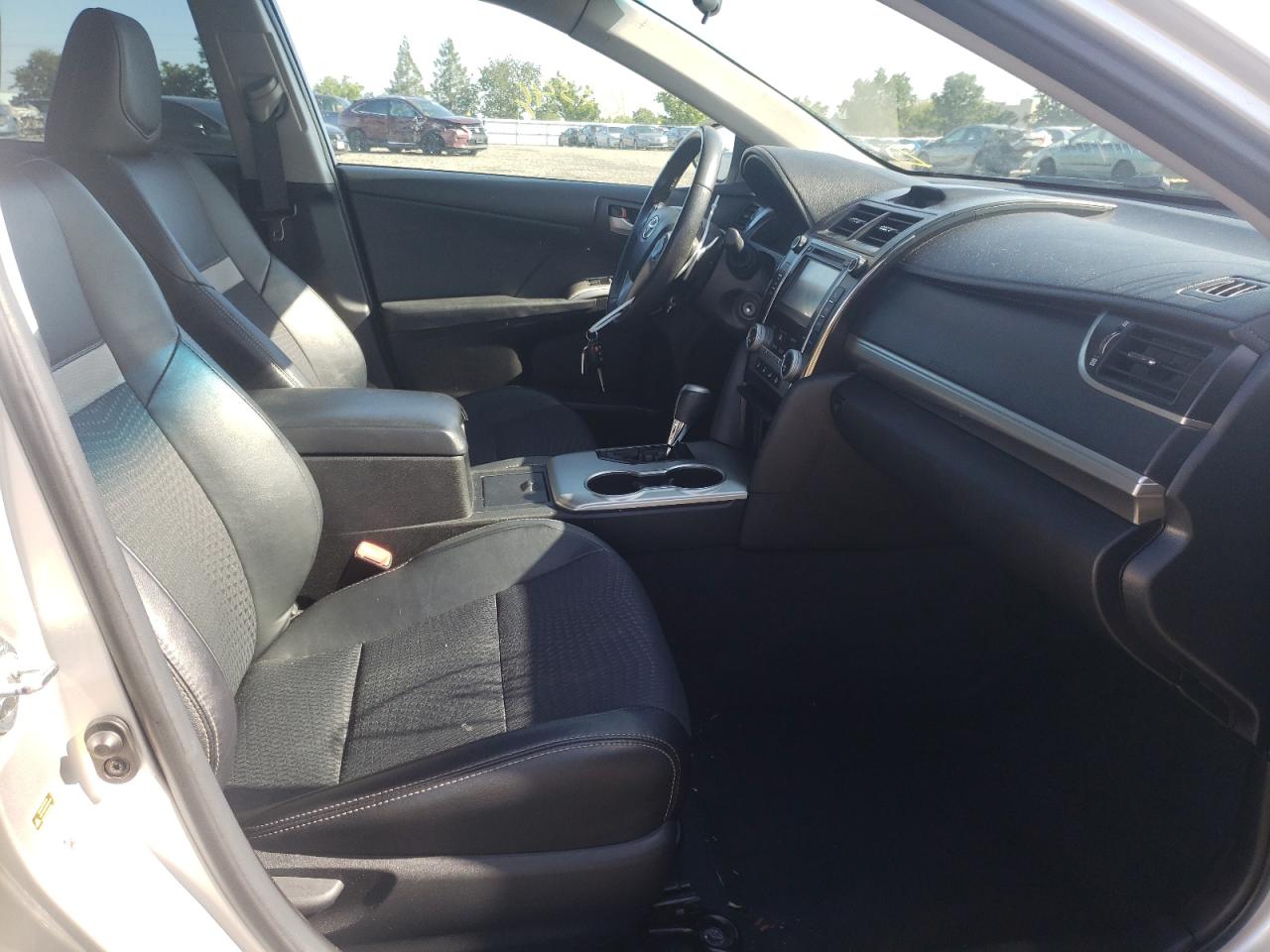Photo 5 from auction – 2012 TOYOTA CAMRY with VIN 4T1BF1FK1CU027545